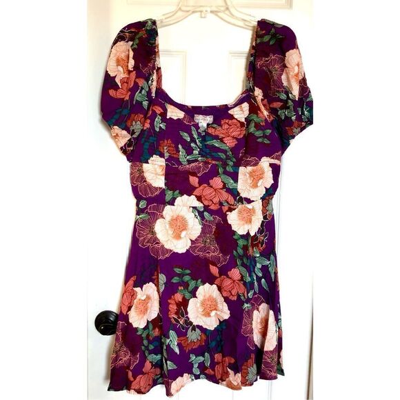 BOG - 🎉HPx2 🎉 BAND OF THE FREE - NWT Aimee Purple/Cream Floral Puff-Sleeve Mini - Picture 3 of 16